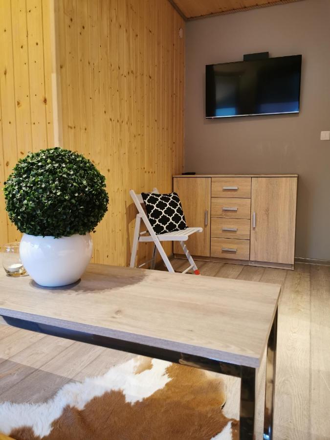 Osrodek Volfcamp Kwaszenina Apartment Arlamow Exterior photo